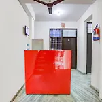 Hotel O White House